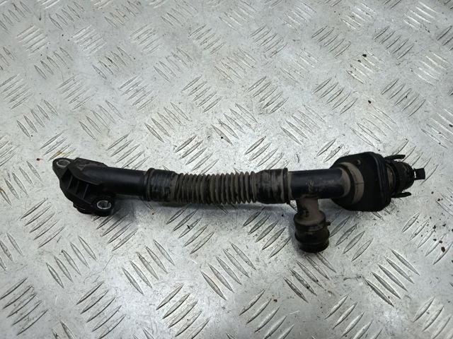 Шланг повітряний вентиляції картера 11157646086 BMW
