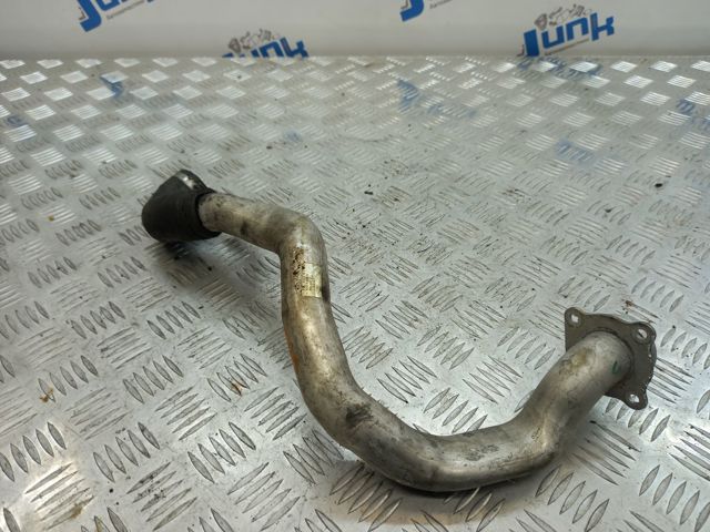 Шланг/патрубок водяного насоса, приймальний 11537584630 BMW