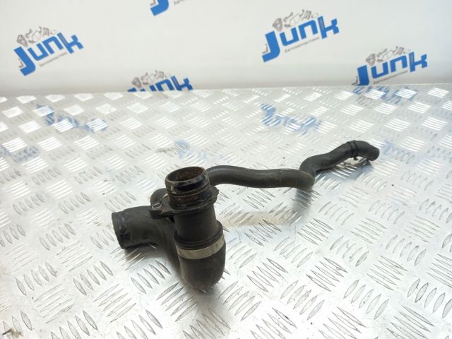 Шланг (патрубок) охолодження від додаткового насоса до помпи 11537603513 BMW