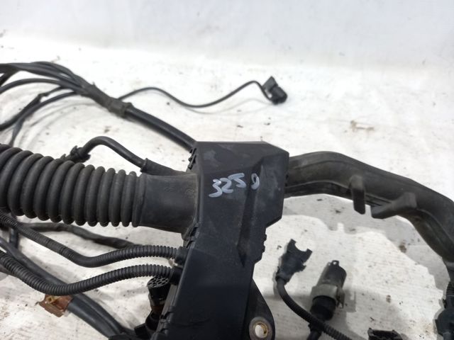 Електропроводка моторного віддсіка 12517570407 BMW