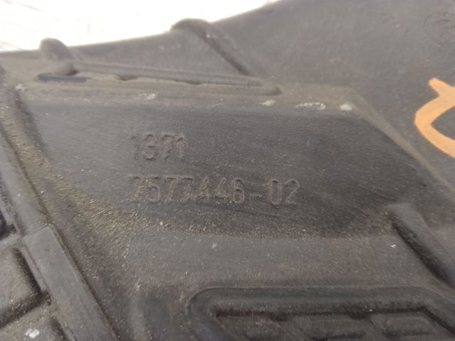 Патрубок повітряний, вхід повітряного фільтра 13717577446 BMW