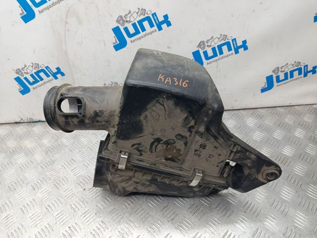Коробка фільтра 13717588280 BMW