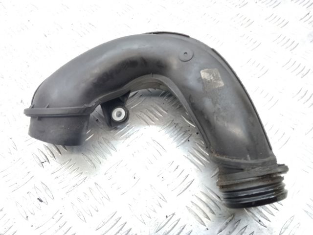 Повітропровід / дефлектор радіатора, нижній 13718614548 BMW
