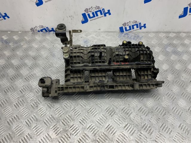 Колектор впускний 140015NA0B NISSAN