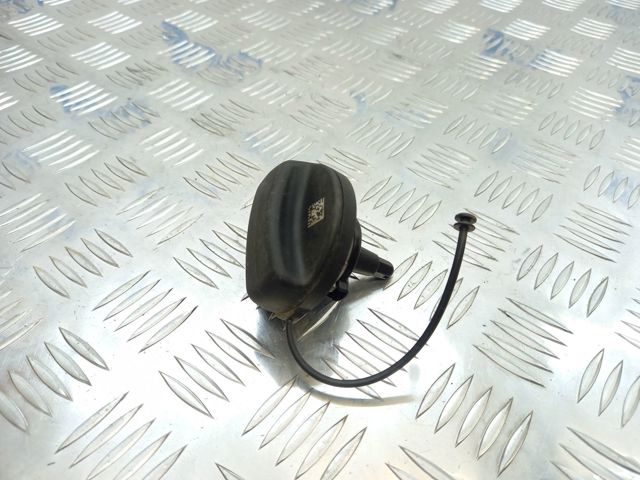 Кришка бензобаку 16117222391 BMW