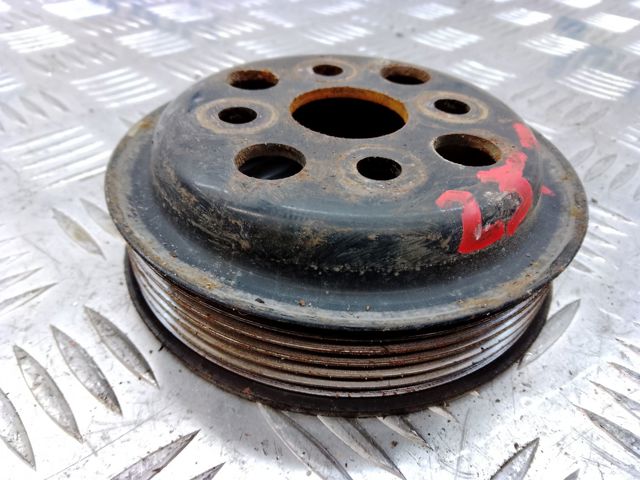 Шків водяної помпи 1617338040 TOYOTA