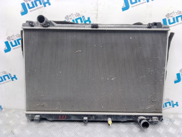 Підвіска радіатора 1640031800 TOYOTA