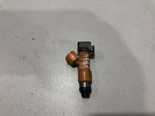 Форсунка паливна 16600EY00A NISSAN