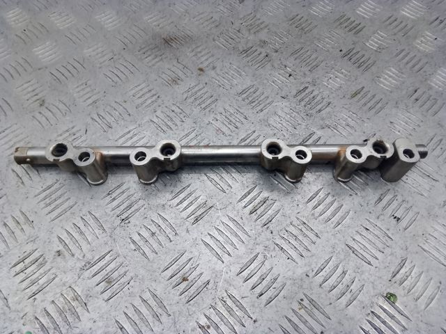 Розподільник палива 175216CB0A NISSAN