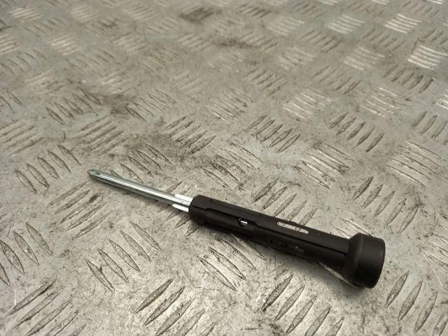 Викрутка 1J0012255 VAG
