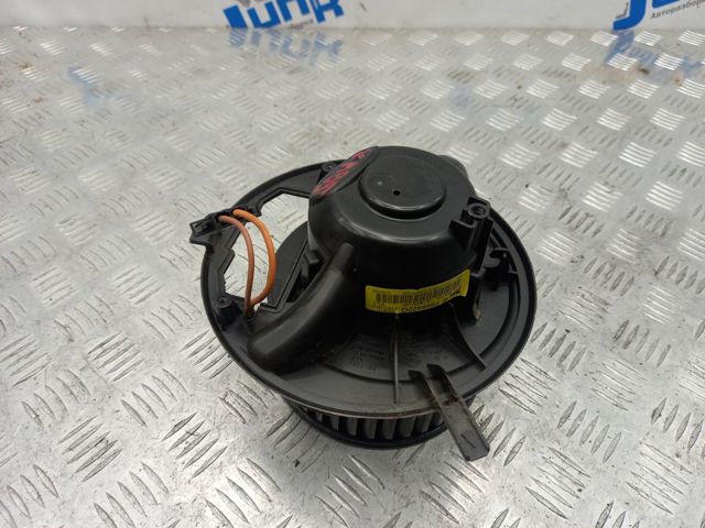 Вентилятор печки (моторчик) для audi q3 2014-2018 1K1820015P