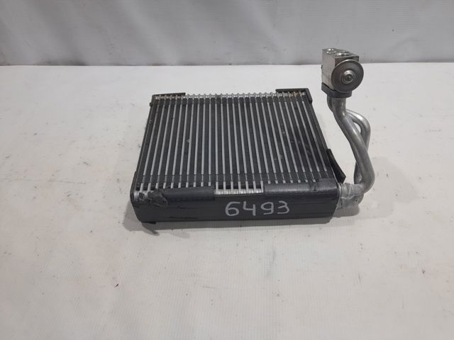 Випаровувач кондиціонера 272804BU0A NISSAN