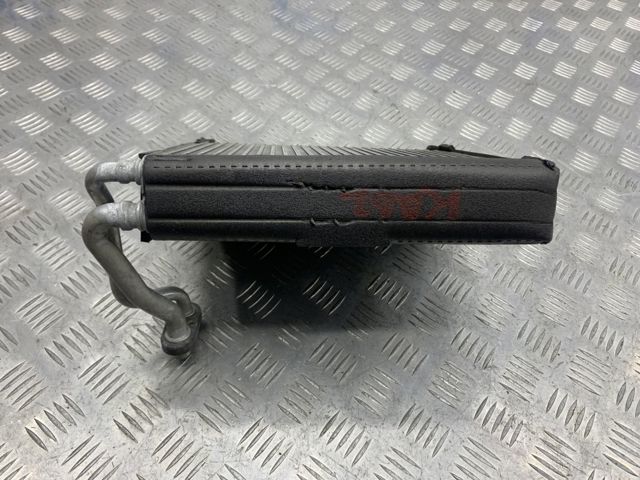 Радіатор кондиціонера салонний, випарник 272804BU0D NISSAN