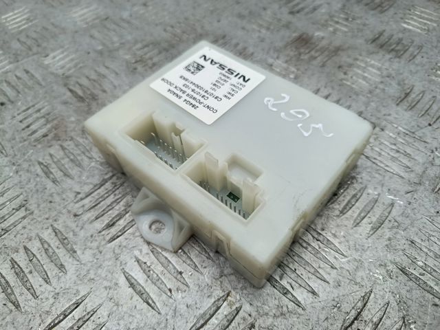 Модуль керування (ЕБУ) відкриття кришки багажника/ двері 3-ї (5-ї) 284G45NA0A NISSAN