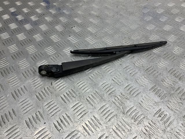 Важіль-поводок склоочисника заднього скла 287805NA0A NISSAN