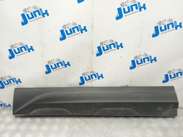 Молдинг передньої лівої двері, нижній 2GJ8549399B9 VAG