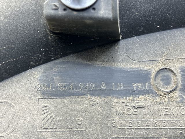 Накладка задніх лівих дверей, нижня 2GJ854949A9B9 VAG
