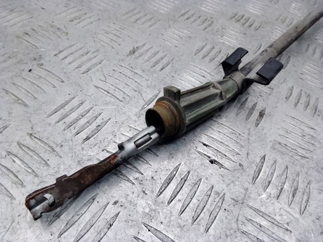 Трос стоянкового гальма задній лівий 30681684 VOLVO
