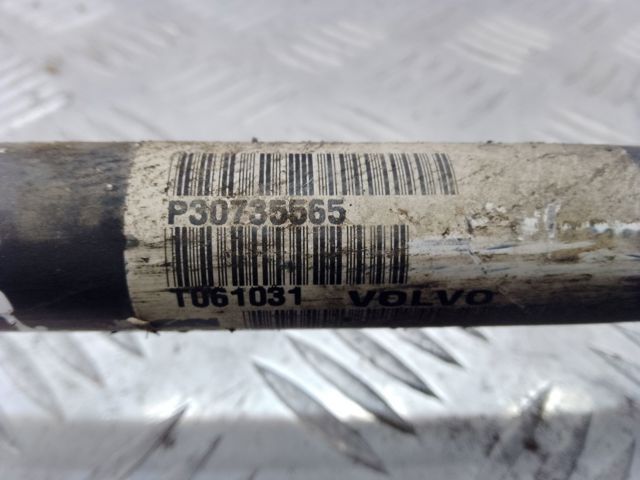 Привід передній правий 30735565 VOLVO