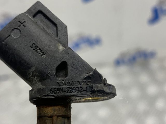 Передній датчик ABS 30748149 VOLVO