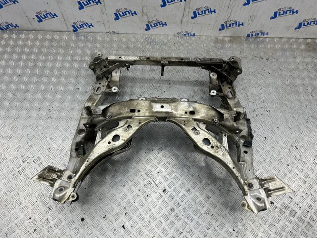 Балка передньої підвіски, підрамник 31116796692 BMW