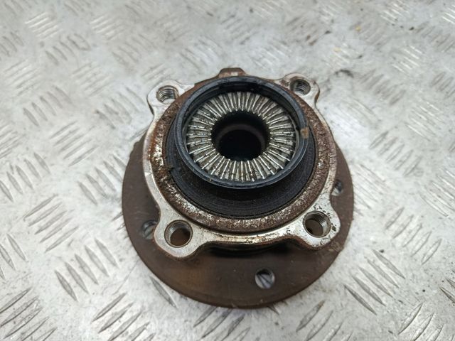 Маточина переднього колеса 31206877562 BMW