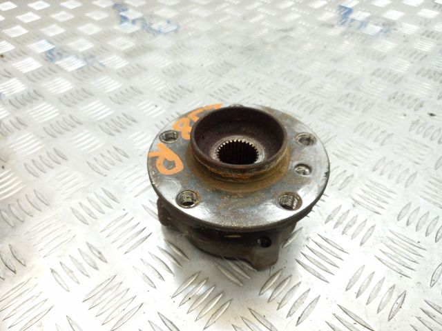 Маточина колеса передня 31226882265 BMW