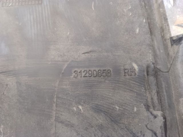Решітка переднього бампера, права 31290658 VOLVO