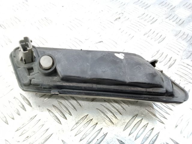 Габарит передній правий 31290874 VOLVO