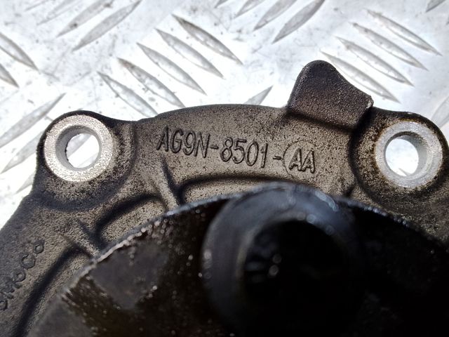 Насос охолоджуючої рідини 31293303 VOLVO