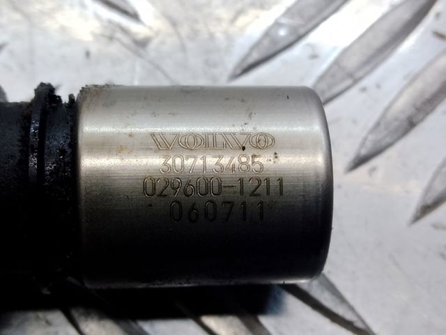 Датчик положення колінвала 31331765 VOLVO