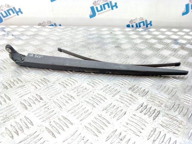 Важіль-поводок двірника заднього скла 31333470 VOLVO