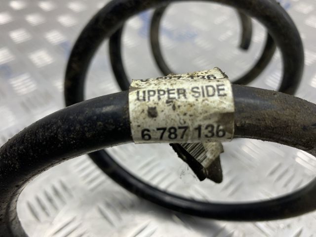 Пружина передня 31336787136 BMW