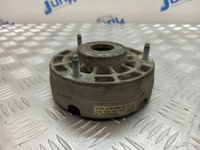 Кріплення переднього амортизатора 31336794848 BMW