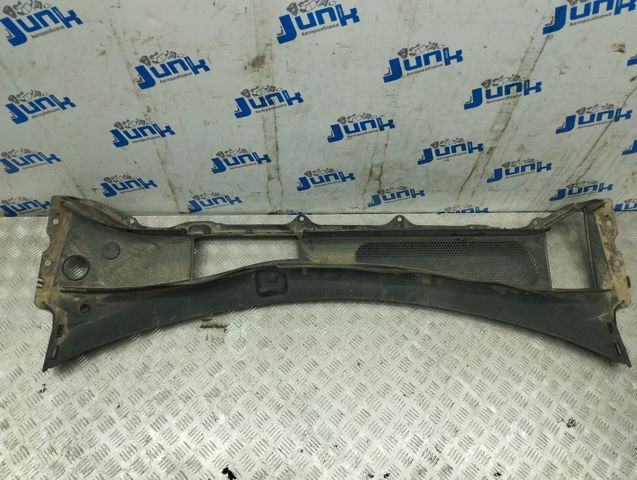 Водостік лобового скла, жабо 31352746 VOLVO