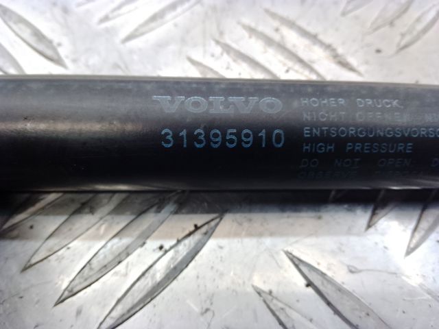 Стійка задніх дверей 31395910 VOLVO
