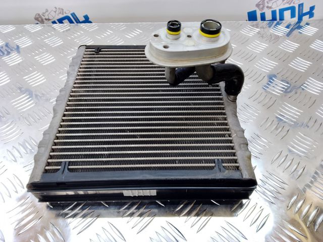 Охолоджувач повітря 31404453 VOLVO