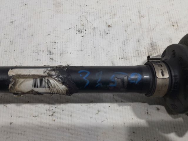 Піввісь передня, права 31607545126 BMW