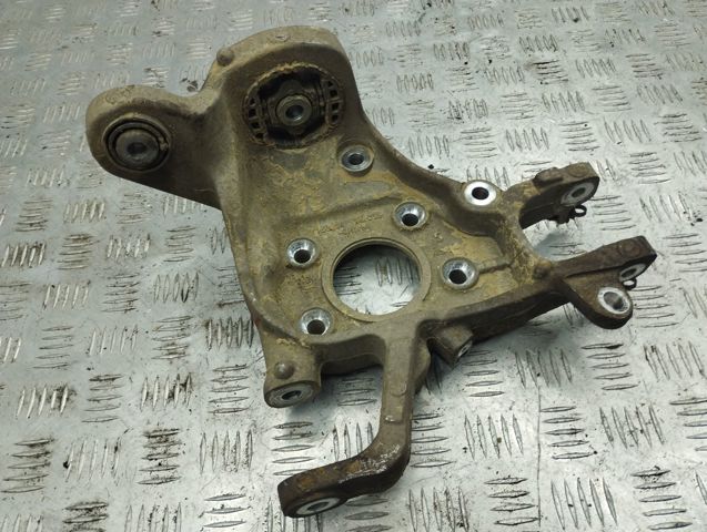 Цапфа поворотного кулака 32395005 VOLVO