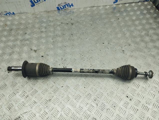Піввісь задня 33207646867 BMW