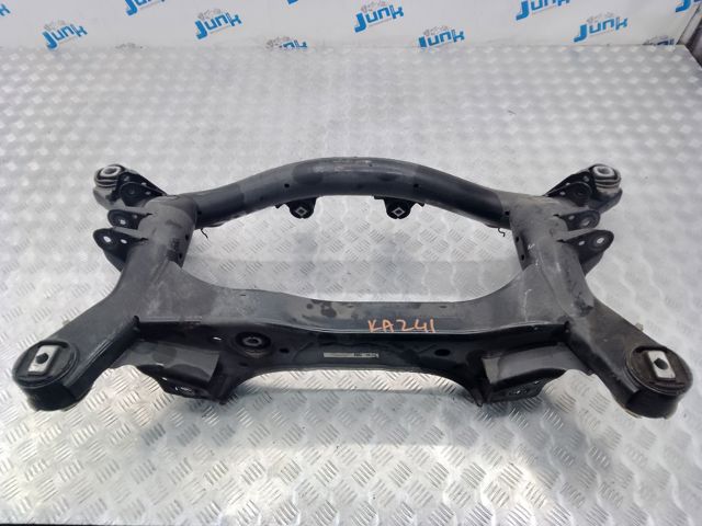 Балка задньої підвіски, підрамник 33306851657 BMW