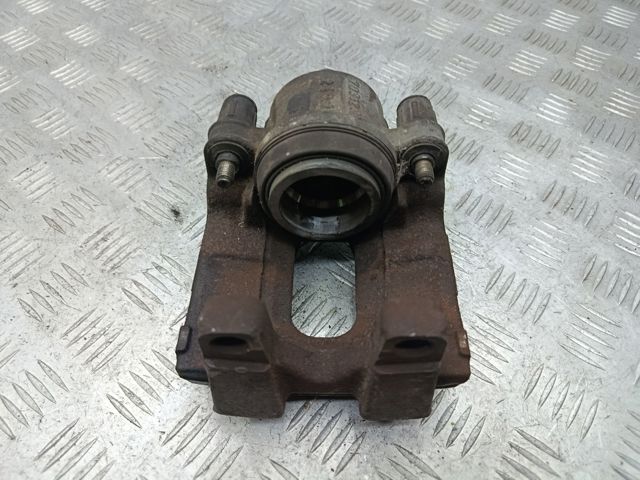 Супорт гальмівний, передній, правий 34106790922 BMW