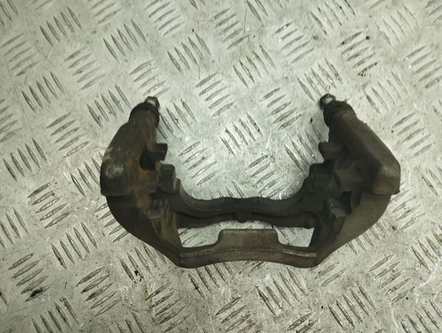 Скоба гальмівного супорта переднього 34116867311 BMW
