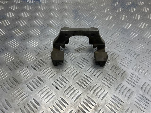 Кронштейн гальмівного супорта 34216776936 BMW