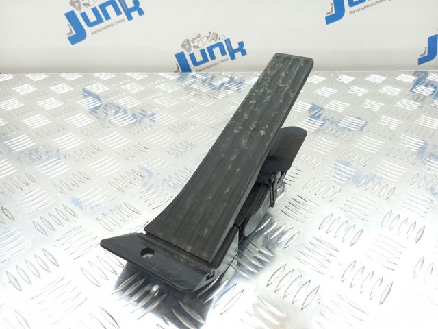 Педаль газу (акселератора) 35406889818 BMW