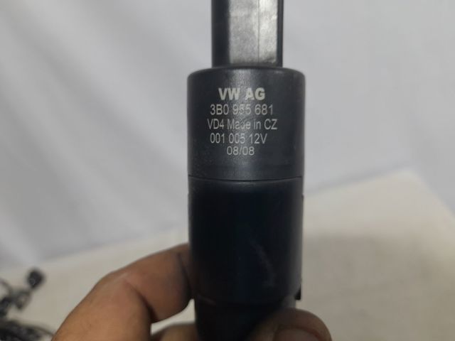 Насос-двигун омивача фар 3B0955681 VAG