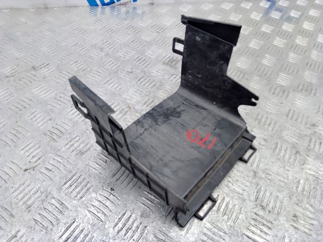 Кришка акумулятора (АКБ) 3C0915336A VAG