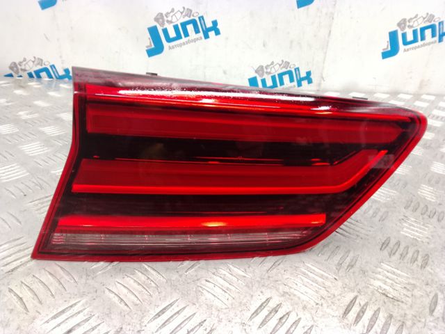 Задня ліва внутрішня фара 3CM945307 VAG