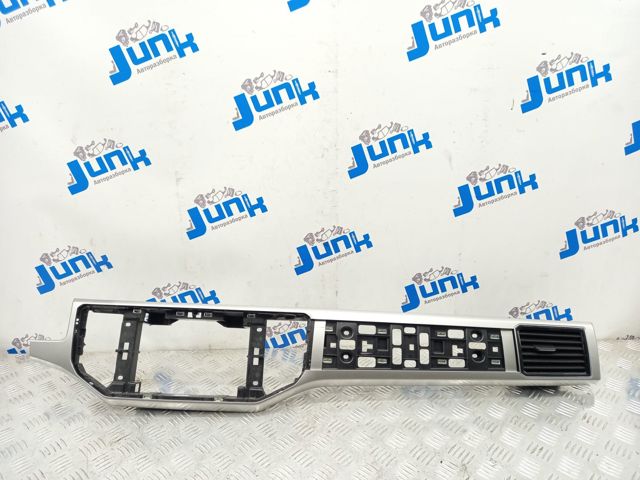 Решітка повітроводу права 3CN858416JTNY VAG