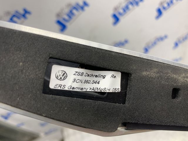 Рейлінг даху правий 3CN860044BZAQ VAG